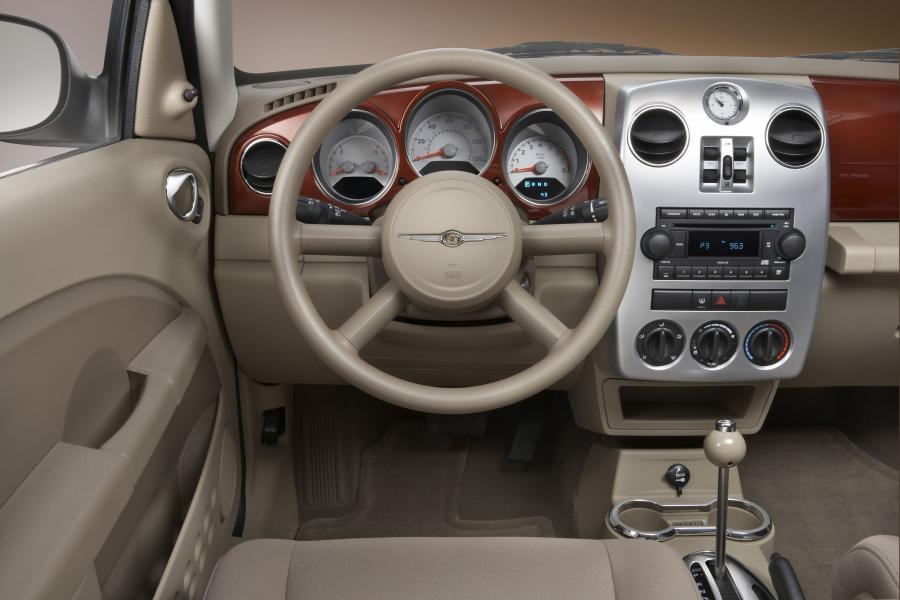  Chrysler PT Cruiser 2006 года  (фото 22 из 39)